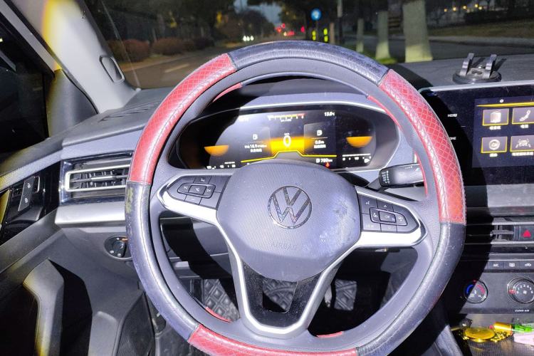 Used Volkswagen Lavida 2023 1.5L Automatic De Yi Edition Steering Wheel