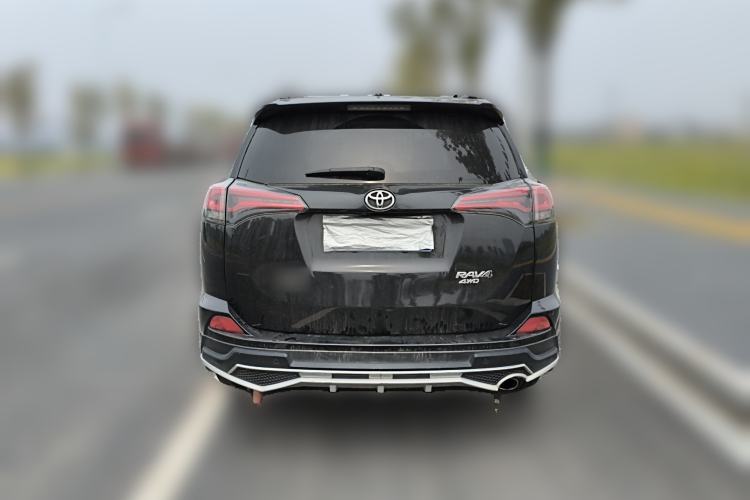 Used Toyota RAV4 2016 2.0L CVT Two-Wheel Drive Fashion Edition China V Standard
