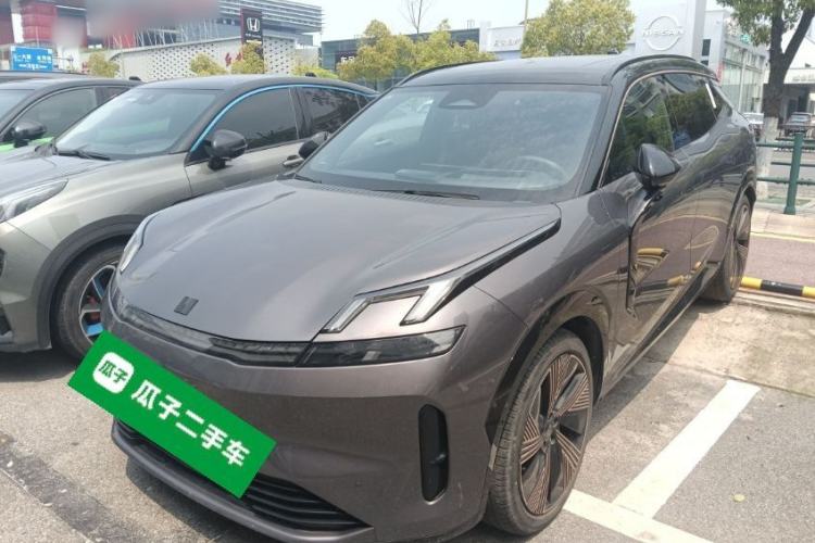 Used Lynk & Co 08 EM-P 2023 220 km Limited-Time Edition