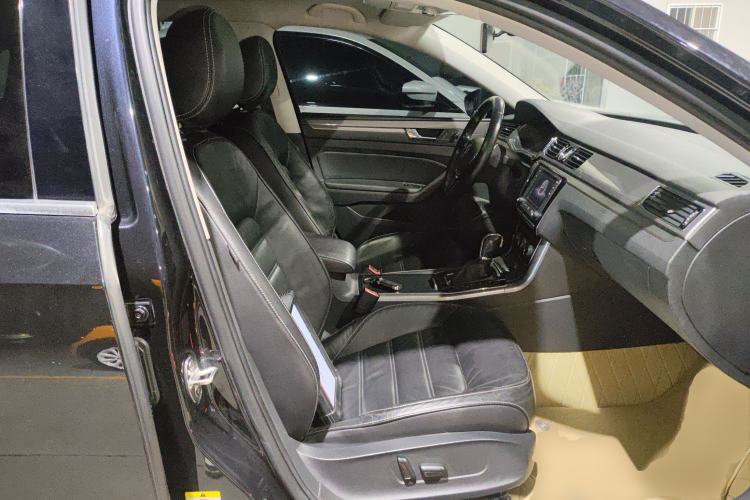 Used Volkswagen Passat 2017 330TSI DSG Luxury Edition