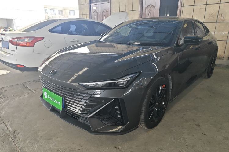 Used CHANGAN UNI-V 2022 1.5T Prestige Version