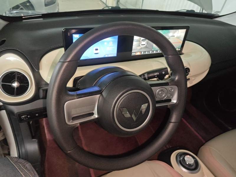 Used Wuling Bingo 2023 203km Light Edition — 9