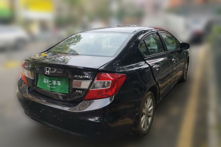 Used Honda Civic 2012 1.8L automatic luxury edition