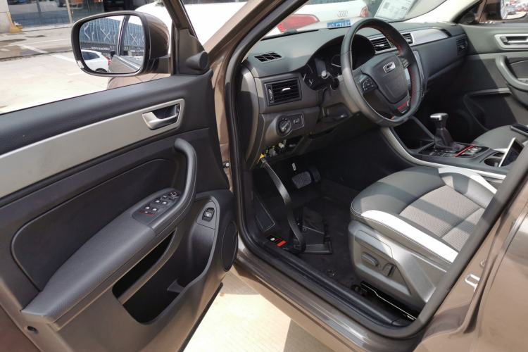 Used Qoros 5 2018 1.6T Automatic Prestige Model
