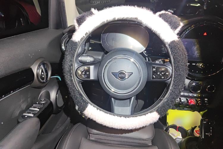 Used MINI 2022 Updated 1.5T COOPER Classic Edition Five-Door Version