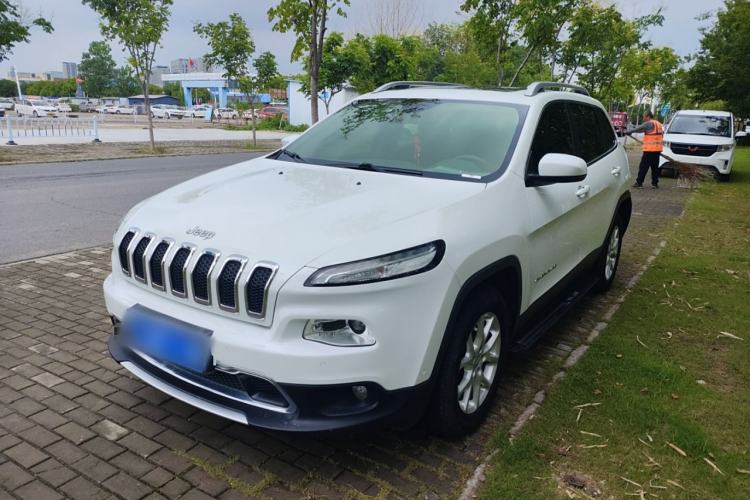 Used Jeep Cherokee 2016 2.4L Professional Edition