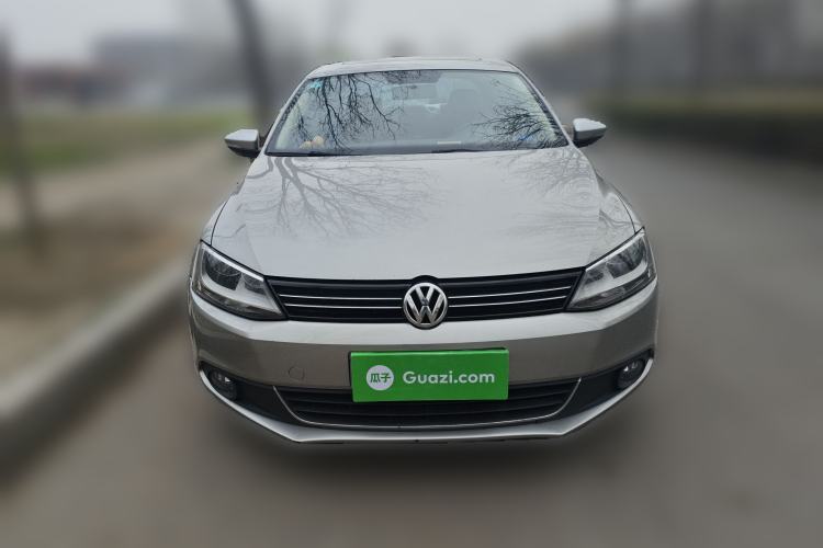 Used Volkswagen Sagitar 2014 1.6L Manual Comfort Model Front