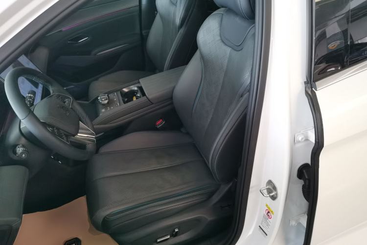 Used BYD Qin L 2024 DM-i 120KM Excellence Model