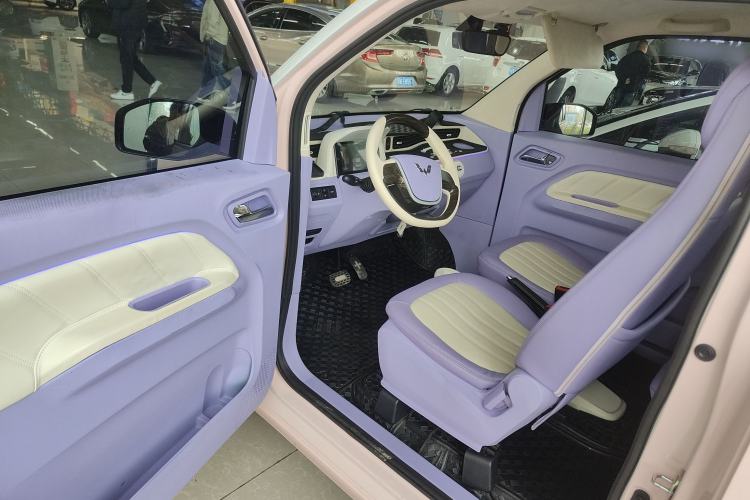 Used Wuling Hongguang MINIEV 2021 Macaron Premium Model – Lithium-NMC
