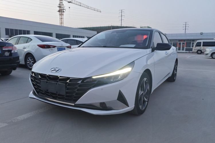 Used Hyundai Elantra 2022 1.5L CVT LUX Prestige Edition