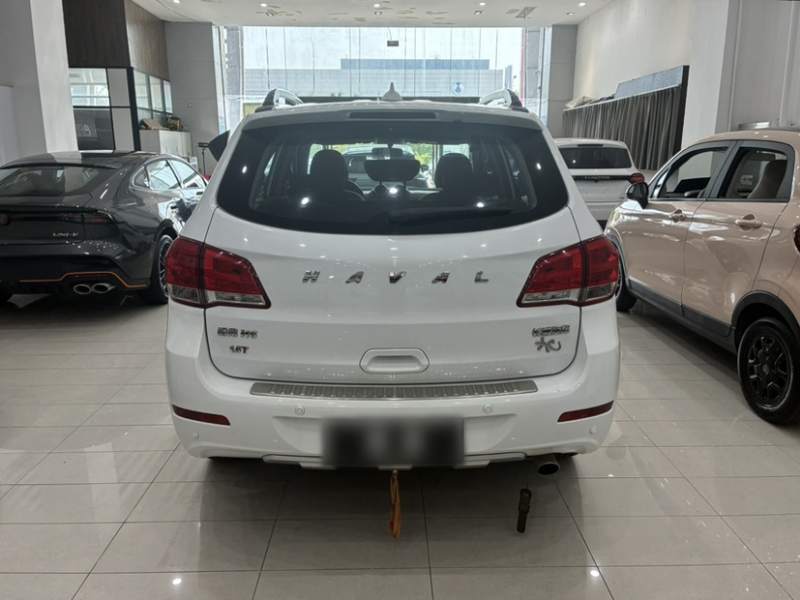 Used Haval H6 2016 Upgraded Model 1.5T Manual Two-Wheel Drive Elite Version — 32