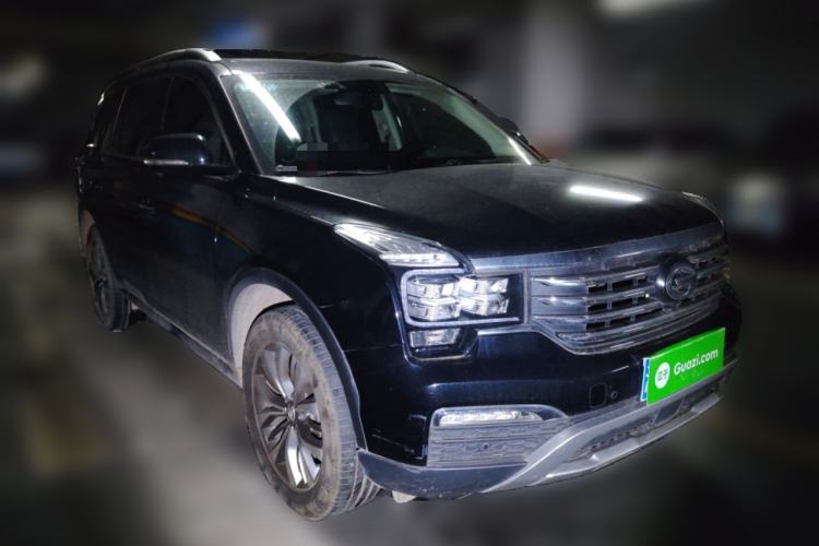 Used GAC Trumpchi GS8 2017 320T Two-Wheel Drive Luxury Smart Connectivity Version (7 Seats) Front Right 45 Deg