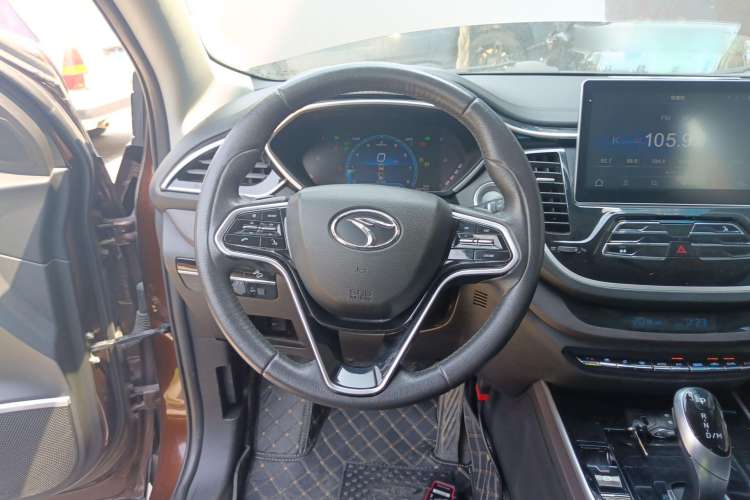 Used Soueast DX7 2020 Xingyue 1.5T DCT Luxury Sunroof Edition