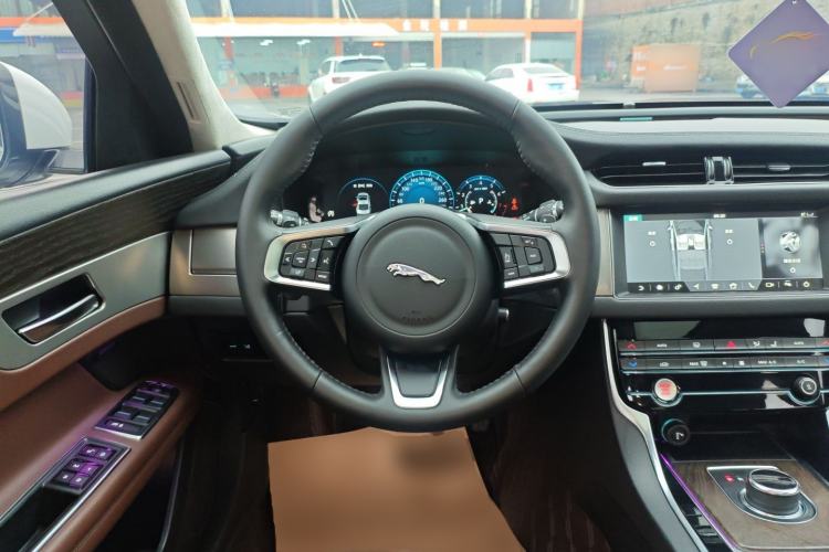 Used Jaguar XFL 2020 XFL 2.0T P250 Four-Wheel Drive Luxury Edition