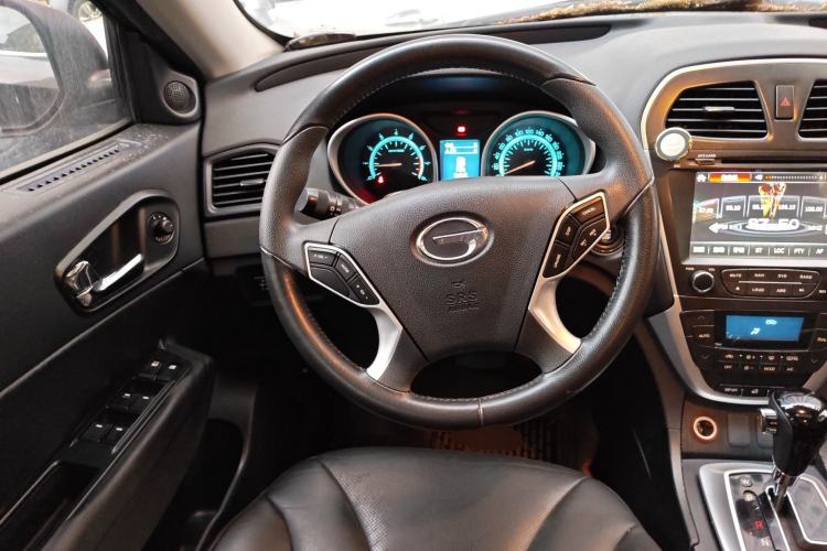 Used GAC Trumpchi GS5 2013 1.8T Automatic All-Wheel-Drive Luxury Edition Steering Wheel