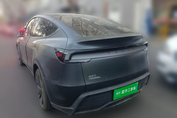 Used Tesla Model Y 2025 Rear-Wheel-Drive Version

