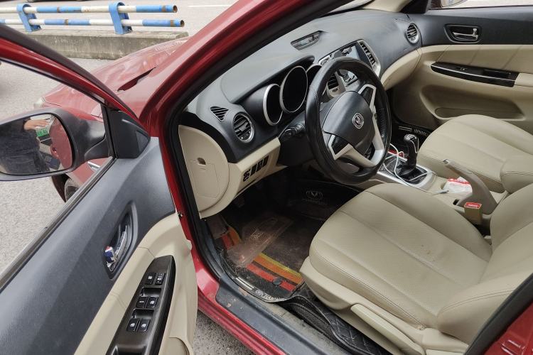 Used Changan Eado 2014 1.6L Manual Luxury Model