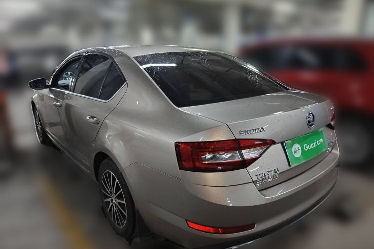 Used Skoda Octavia 2018 TSI230 DSG Luxury Edition