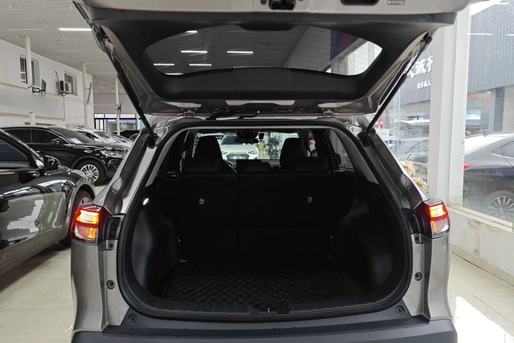 Used Toyota FRONTLANDER 2023 2.0L CVT Luxury Edition Trunk