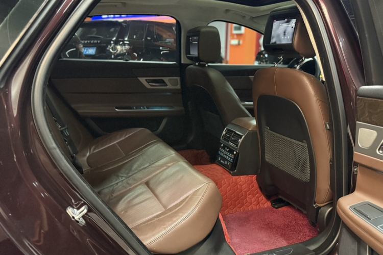 Used Jaguar XFL 2018 XFL 2.0T 250 PS Premium Edition