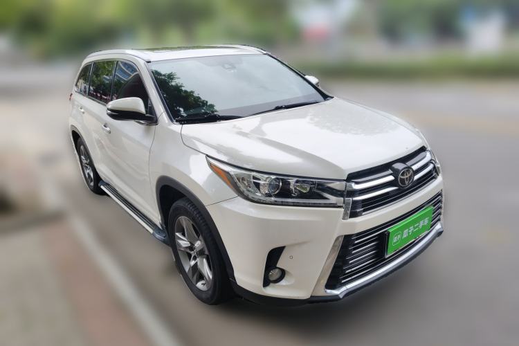 Used Toyota Highlander 2018 2.0T Four-Wheel Drive Prestige Version 7 Seats China VI Standard Front Right 45 Deg