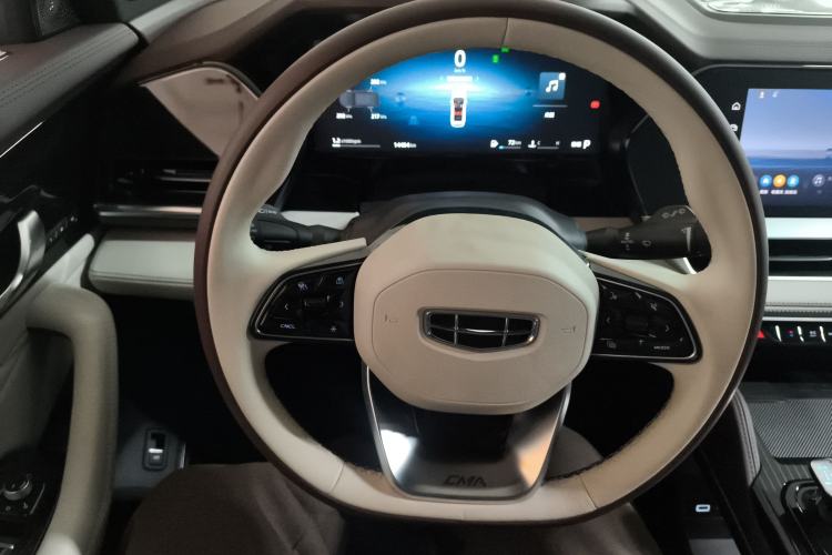 Used Geely Auto Monjaro L 2024 2.0TD High-Power Automatic Two-Wheel Drive Yunqi Version