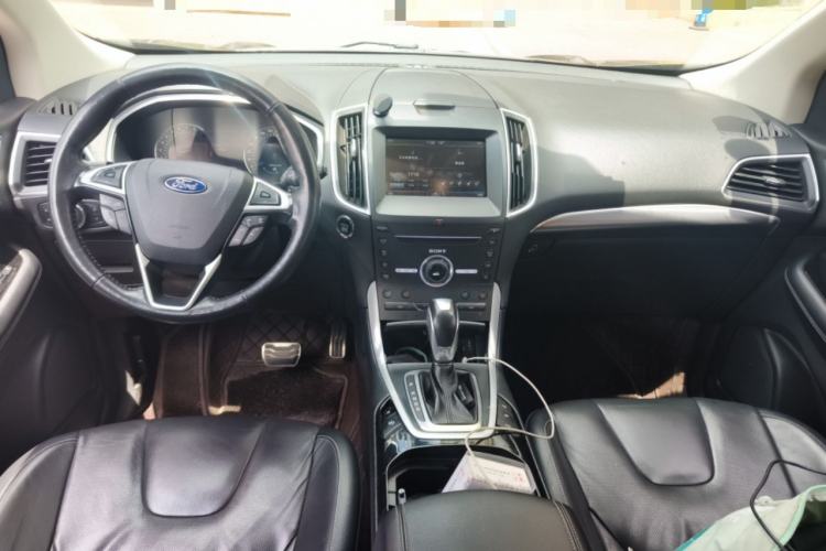 Used Ford Edge 2015 2.0T GTDi Four-Wheel Drive Prestige Model Interior 2