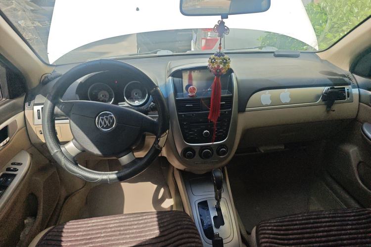 Used Buick Excelle 2013 1.5L Automatic Classic Model
