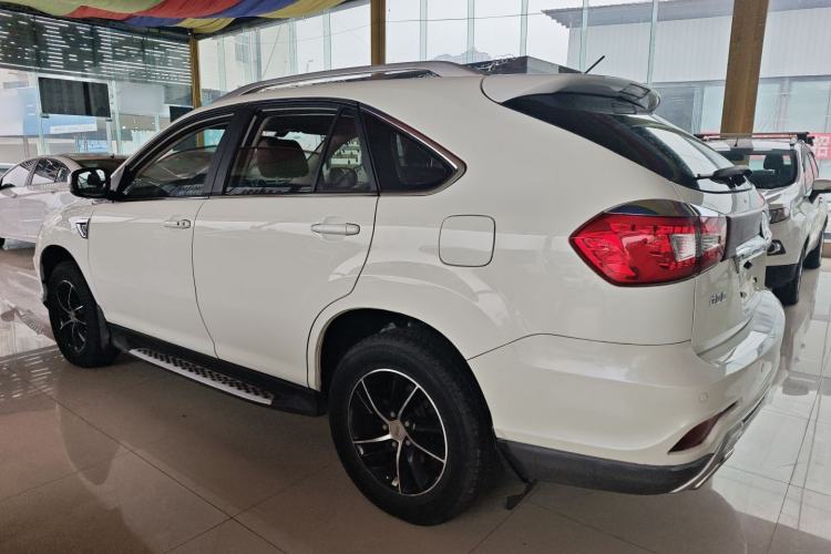 Used BYD S7 2015 1.5T Upgraded Manual Luxury Model
