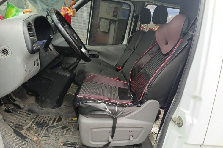 Used JMC Transit 2019 2.8T Commercial Version Short Wheelbase Mid-Roof 6-Seater China VI JX493 Left Front Seat