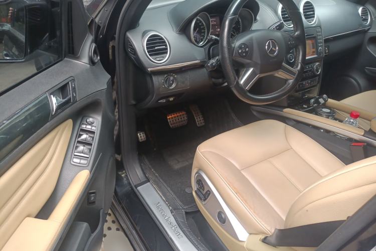 Used Mercedes-Benz M-Class 2010 ML 500 4MATIC Driver Seat