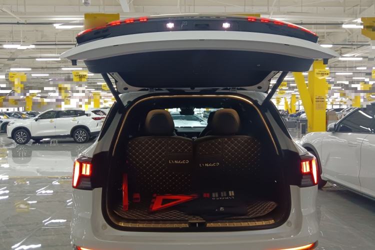 Used Lynk & Co 09 EM-P 2021 2.0T PHEV Halo Six-Seater
