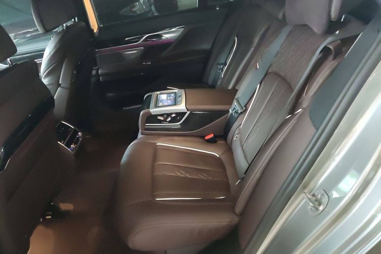 Used BMW 7 Series 2021 730Li M Sport Package