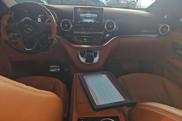 Used Mercedes-Benz V-Class 2018 V 260 L Prestige Extended Version China VI
