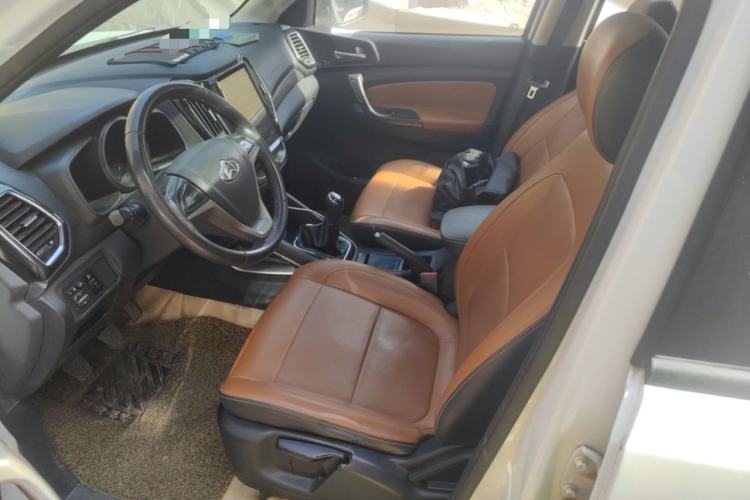 Used CHANGAN OSHAN CX70 2016 1.6L Manual Luxury Model
