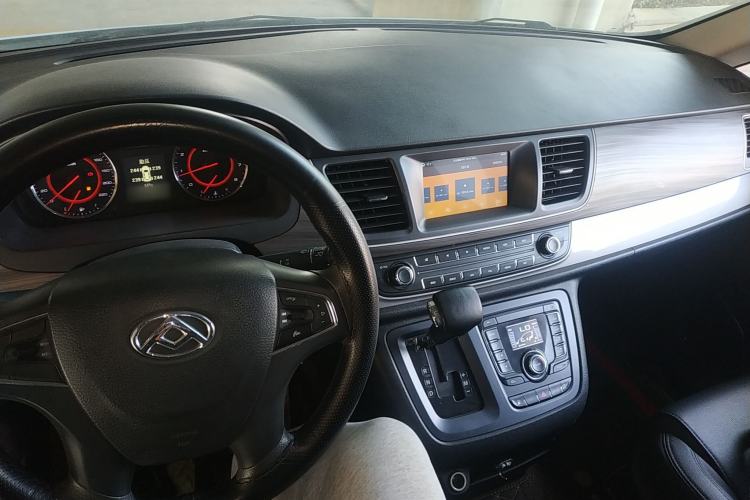 Used SAIC MAXUS G10 2019 Facelift PLUS 2.0T Automatic Elite Edition China VI