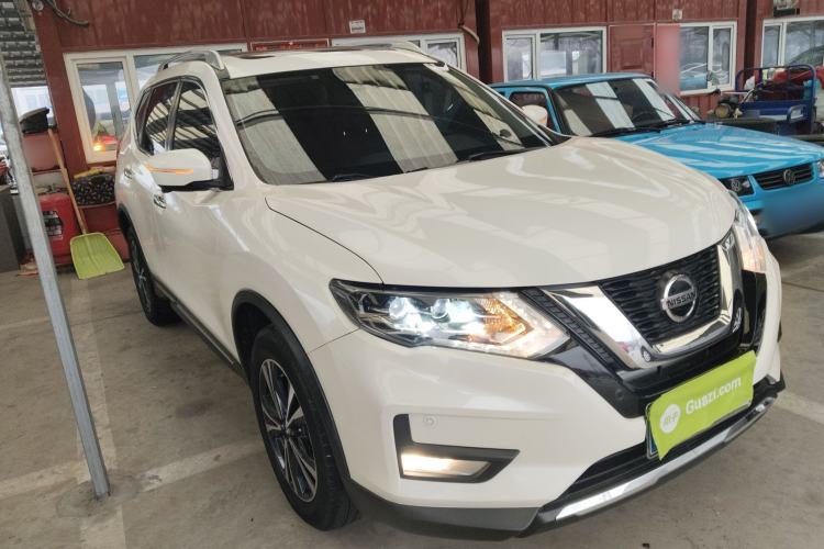 Used Nissan X-Trail 2021 2.5L CVT 4WD XL ITS Luxury Commemorative Edition Front Right 45 Deg