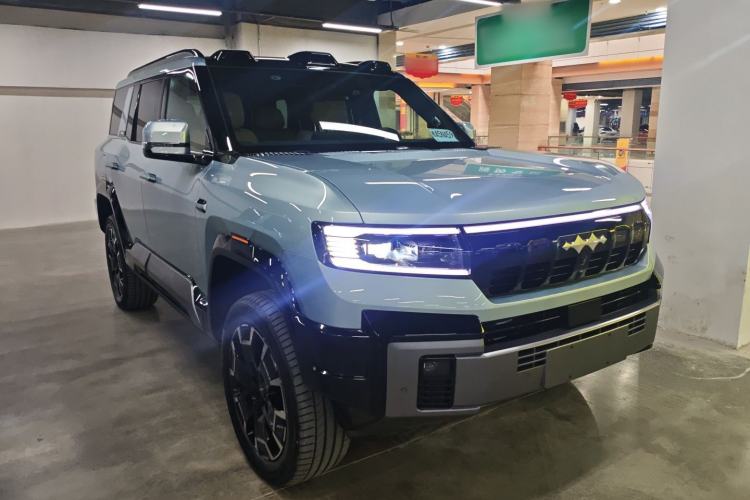 Used Formula Leopard Leopard 8 2025 Smart & Brave Flagship Edition 7 Seats