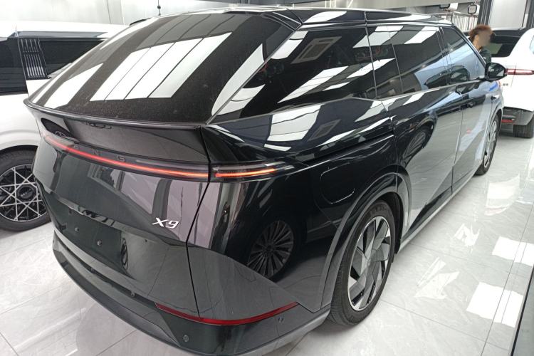 Used XPeng X9 2024 702 Ultra-Long Range Max