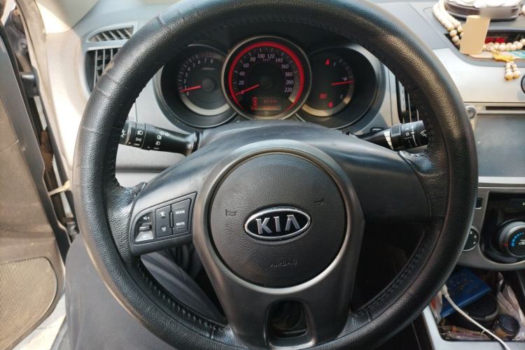 Used Kia Forte 2011 1.6L MT GLS