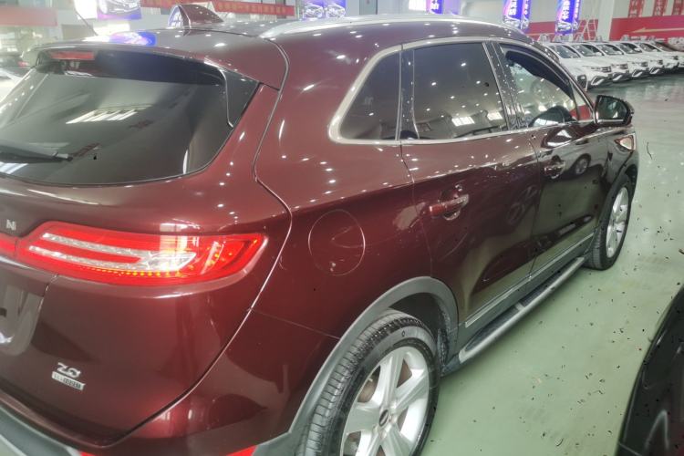 Used Lincoln MKC 2016 2.0T Two-Wheel Drive Deluxe Edition
