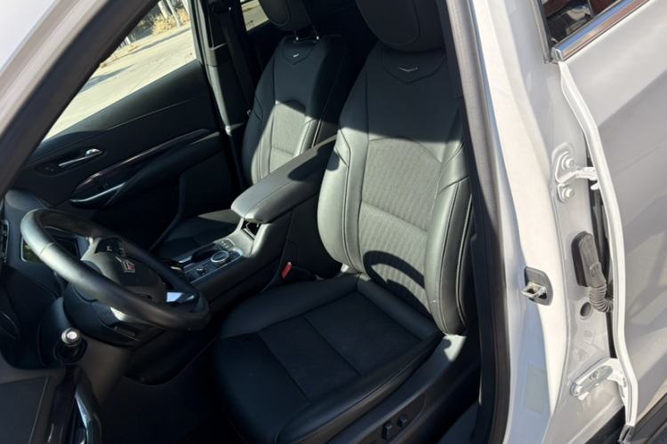 Used Cadillac XT4 2021 28T Two-Wheel Drive Tech Edition