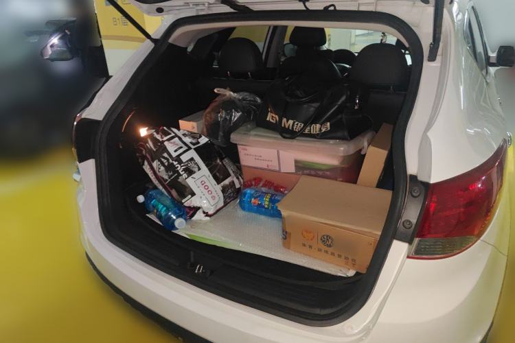 Used Hyundai ix35 2010 2.0L Automatic Two-Wheel Drive Elite Edition GLS Trunk