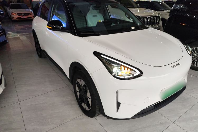 Used Geely Galaxy Geome 2025 UP 410km Exploration Edition Front Right 45 Deg