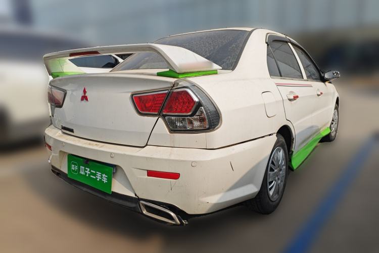 Used Soueast V3 Lingyue 2014 1.5L Manual Smart Edition Rear Right 45 Deg