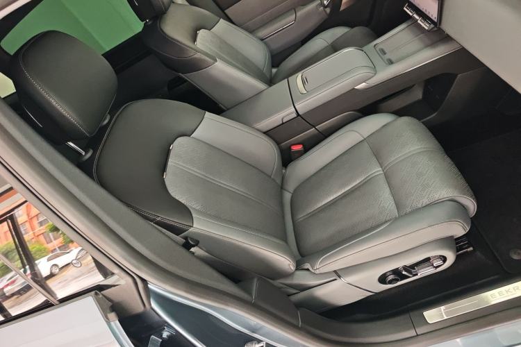 Used Zeekr 7X 2025 75 kWh Rear-Wheel Drive Intelligent Driving Version
