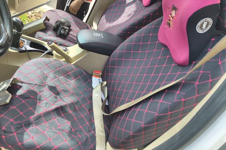 Used Baojun 730 2014 1.5L manual Comfort version 7 seats