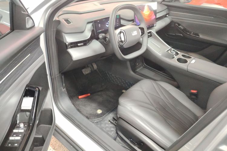 Used Geely Galaxy L6 2025 EM-i 140km Starship Edition
