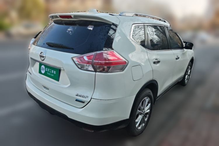 Used Nissan X-Trail 2015 2.0L CVT Comfort MAX Edition 2WD Rear Right 45 Deg