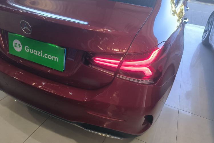 Used Mercedes-Benz A-Class 2021 A 200 L Sport Sedan Fashion Model
